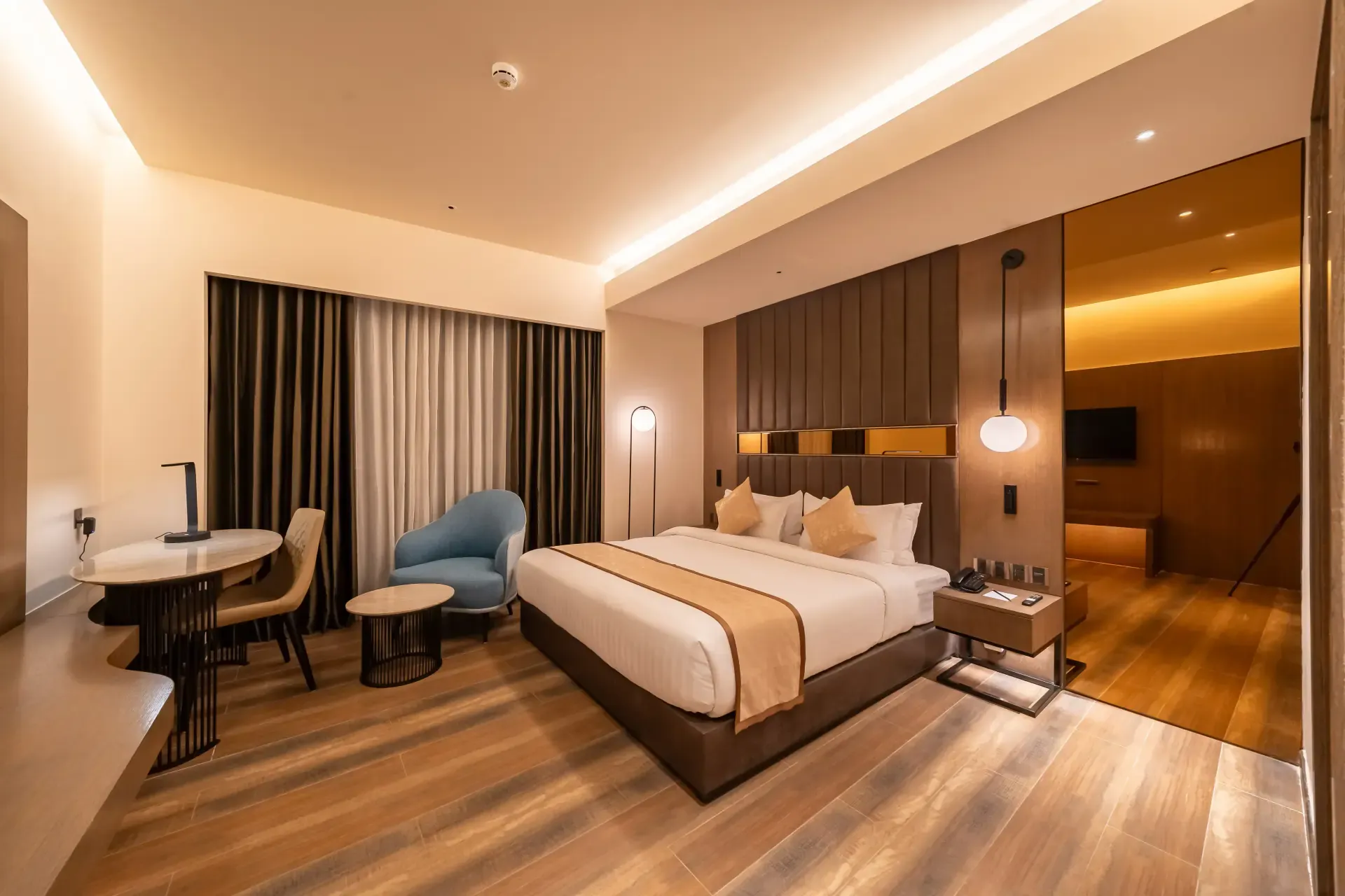 Room Main
